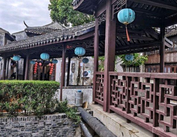 从前的车马很慢，但爸妈给我的爱很长很长